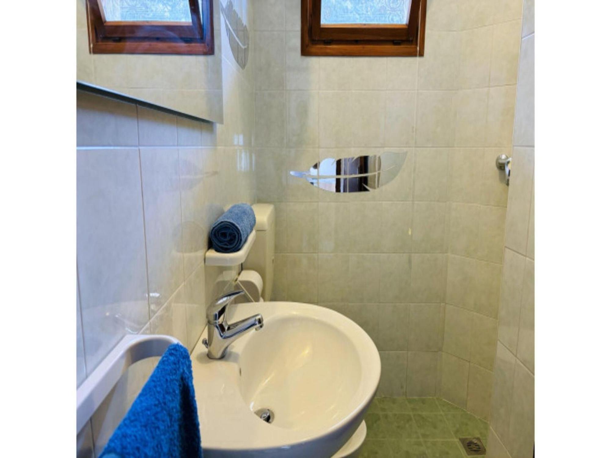 Charming With Private Garden Apartment *